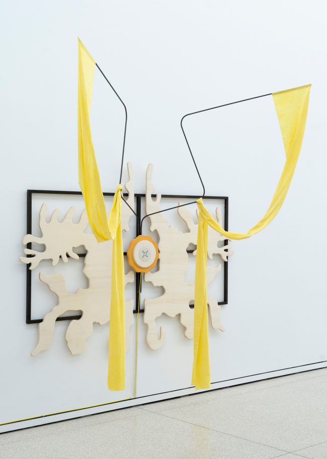 Tracing a Seeping Terrain